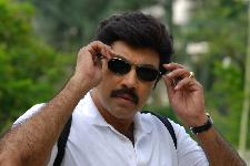 Sathyaraj performs the role of CBI officer in Sinam