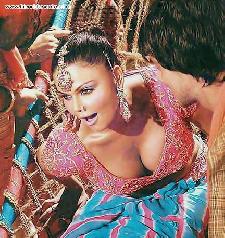 Now Rakhi Sawant is nautanki Shanno